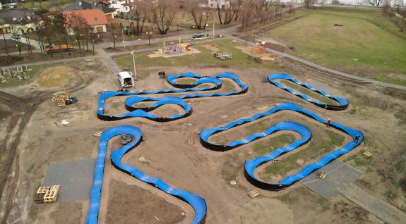 Parco giochi per biciclette o pumptrack