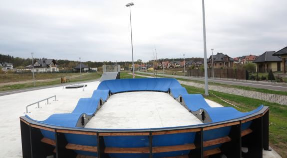 Binario modulare con mulds e bande - pumptrack